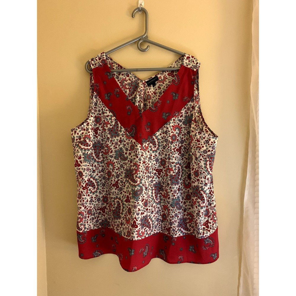 Lane Bryant Outlet 26 Lightweight Red White Paisley V-Neck Tank Top Floral Shirt